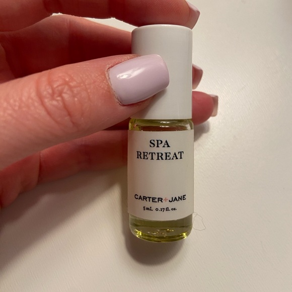Carter + Jane Spa Retreat Roll-on Aroma - Picture 3 of 6